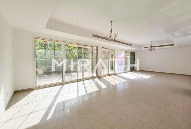 135604077 - Property Image 2