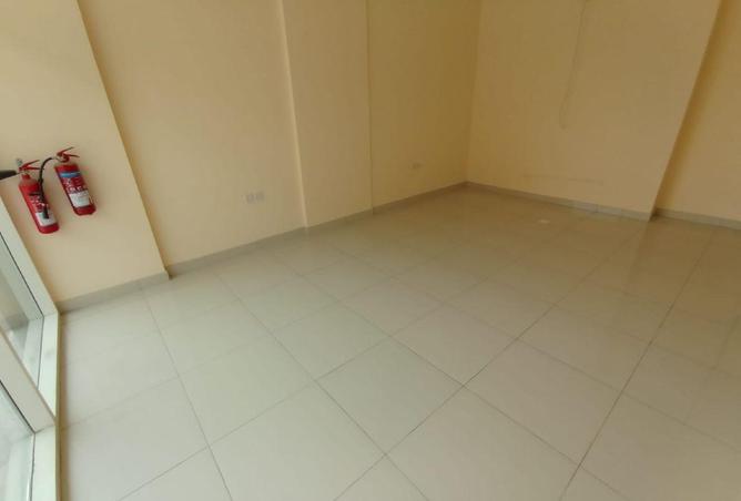 77800903 - Property Image 3