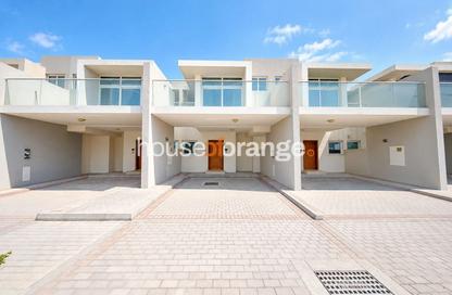 Townhouse - 3 - 3 for sale in Vardon - Damac Hills 2 - Dubai Townhouse - 3 - 3 for sale in Vardon - Damac Hills 2 - Dubai