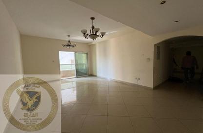 Apartment - 2 Bedrooms - 4 Bathrooms for rent in Al Majaz 3 - Al Majaz - Sharjah Apartment - 2 Bedrooms - 4 Bathrooms for rent in Al Majaz 3 - Al Majaz - Sharjah