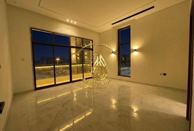 94006839 - Property Image 3