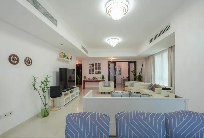 152363001 - Property Image 3
