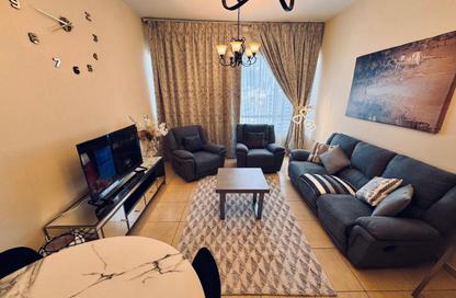Apartment - 1 Bedroom - 2 Bathrooms for rent in Beach Tower 1 - Al Khan Lagoon - Al Khan - Sharjah
