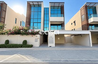 Villa - 6 - 6 for rent in Grand Views - Meydan Gated Community - Meydan - Dubai