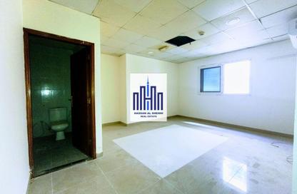 Apartment - Studio - 1 Bathroom for rent in Muwaileh 29 Building - Muwaileh - Sharjah Apartment - Studio - 1 Bathroom for rent in Muwaileh 29 Building - Muwaileh - Sharjah