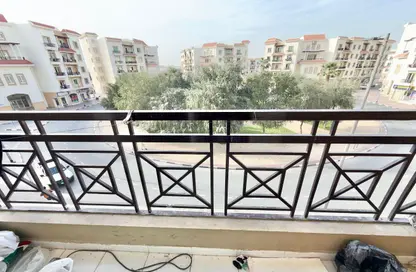 شقة - غرفة نوم - 2 حمامات للايجار في L06 - طراز يوناني - المدينة العالمية - دبي