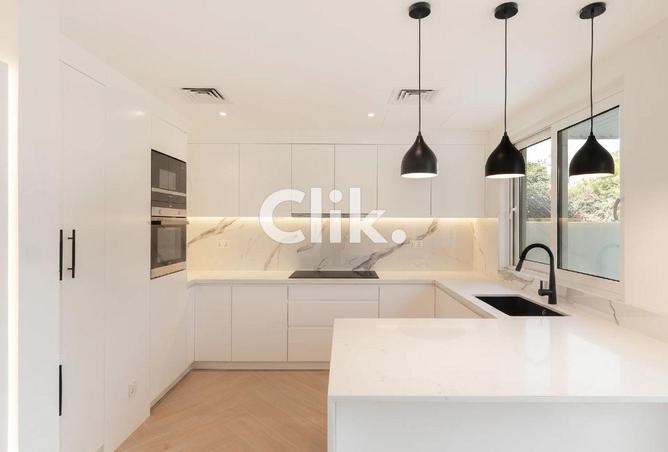 120670330 - Property Image 2