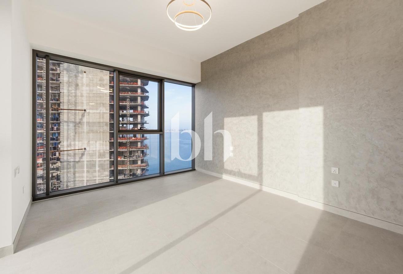 Brand New | Pool and Partial Sea View | Vacant photo 8