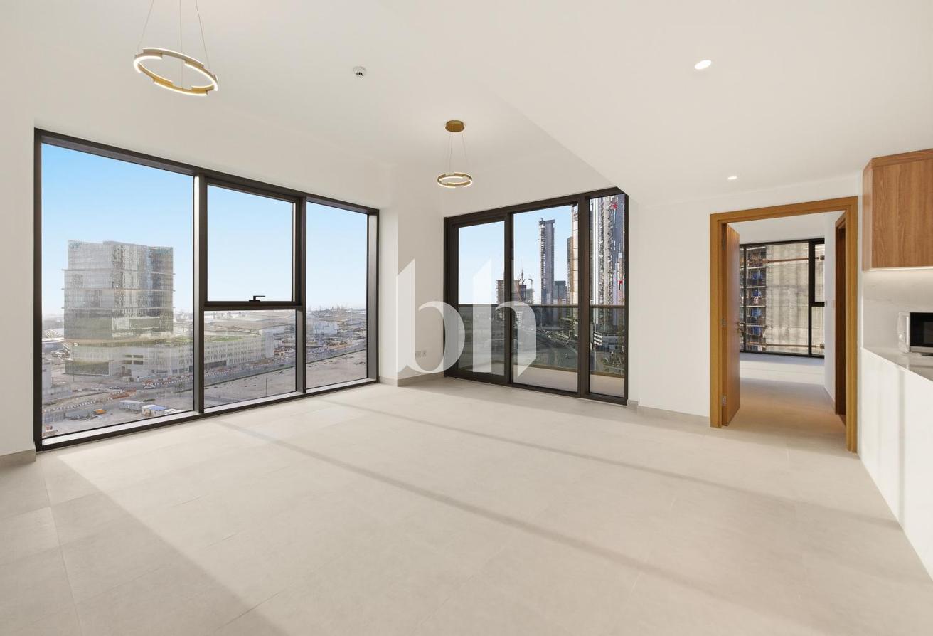 Brand New | Pool and Partial Sea View | Vacant photo 5