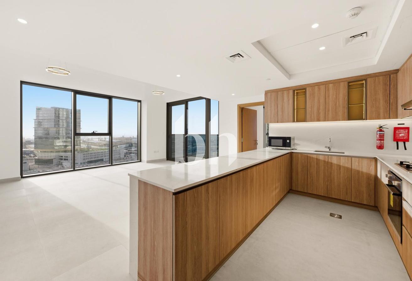 Brand New | Pool and Partial Sea View | Vacant photo 2