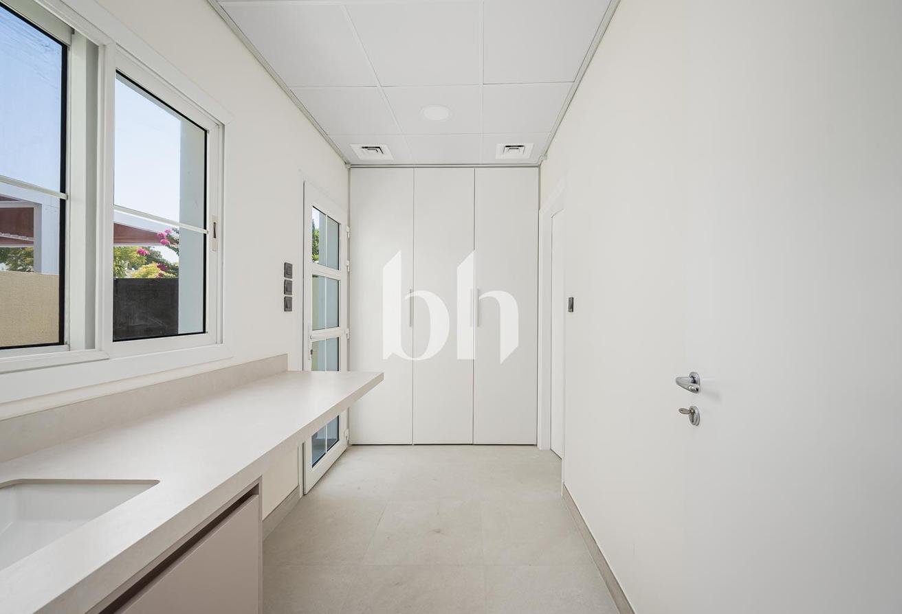 Bespoke Upgrades | Bagno Design | Prime Location photo 11