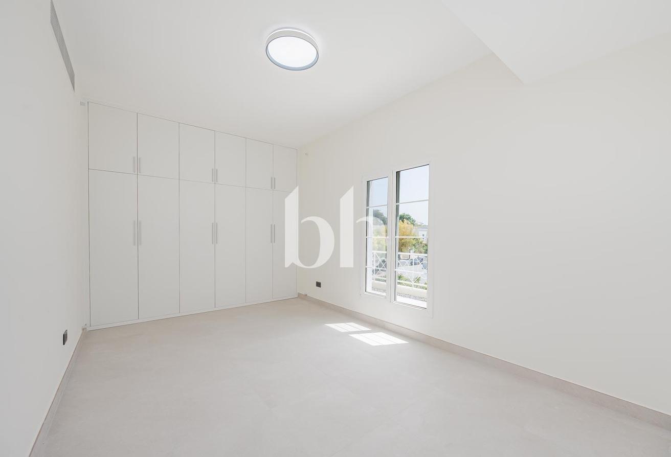 Bespoke Upgrades | Bagno Design | Prime Location photo 17
