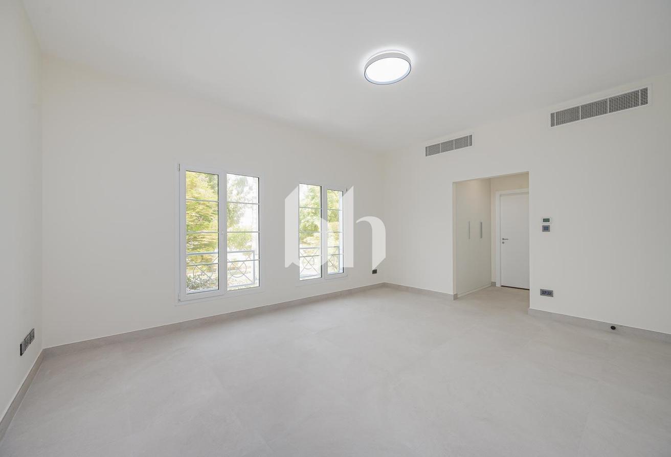Bespoke Upgrades | Bagno Design | Prime Location photo 14