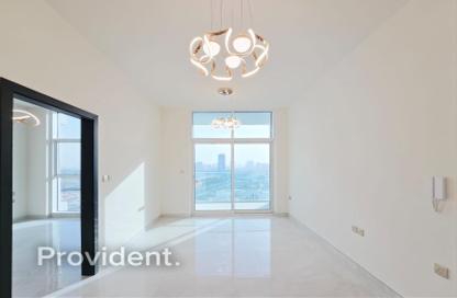 شقة - غرفة نوم - 1 حمام للايجار في سكايز من دانوب - ارجان - دبي