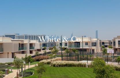 Villa - 5 - 6 for sale in Jebel Ali Village Villas - Jebel Ali Village - Jebel Ali - Dubai