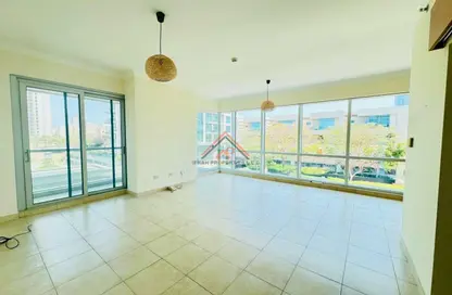 Apartment - 2 Bedrooms - 3 Bathrooms for rent in The Fairways East - The Fairways - The Views - Dubai