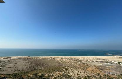 Apartment - 2 Bedrooms - 3 Bathrooms for rent in Royal Breeze - Al Hamra Village - Ras Al Khaimah