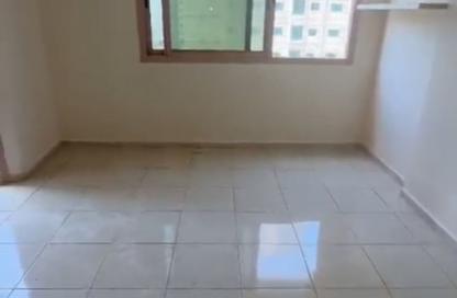 Apartment - 2 - 2 for rent in Ammar Bin Yasir Street - Al Qasimia - Sharjah