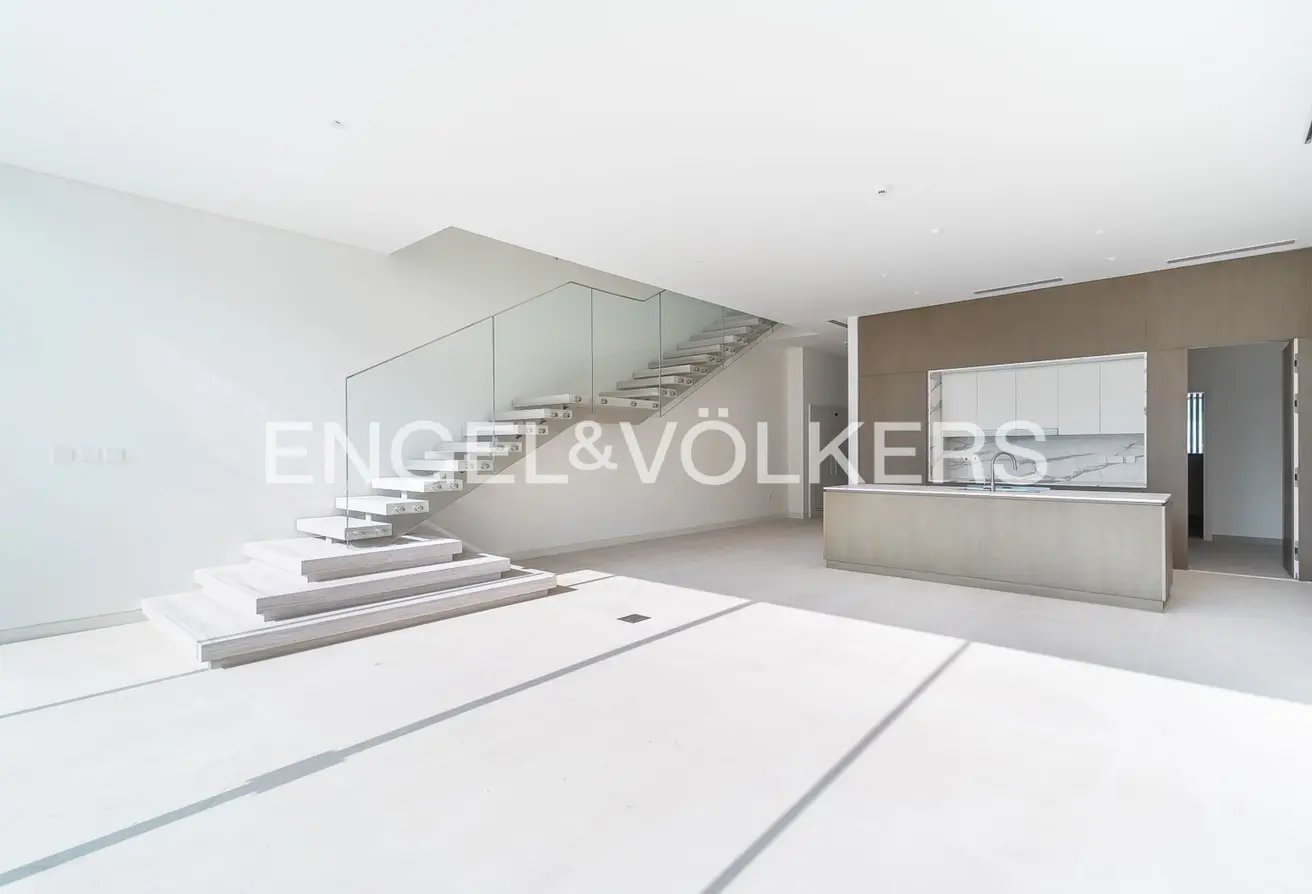 126095002 - Property Main Image