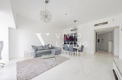 Apartment - 2 Bedrooms - 3 Bathrooms for sale in Cayan Tower - Dubai Marina - Dubai