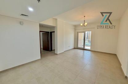 Apartment - 3 - 4 for rent in Amak Building - Majan - Dubai