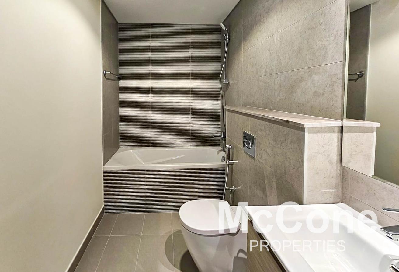 Park Access | Immaculate Condition | Good Layout photo 13