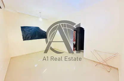 فيلا - 5 غرف نوم - 7 حمامات للايجار في عود بن سجحان - المويجي - العين