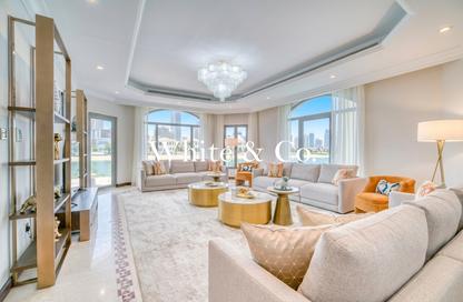 Villa - 5 Bedrooms - 6 Bathrooms for rent in Garden Homes Frond C - Garden Homes - Palm Jumeirah - Dubai