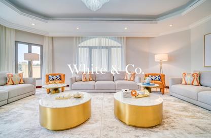 Villa - 5 Bedrooms - 6 Bathrooms for rent in Garden Homes Frond C - Garden Homes - Palm Jumeirah - Dubai