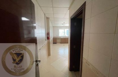 Apartment - 3 Bedrooms - 5 Bathrooms for rent in Al Majaz 1 - Al Majaz - Sharjah Apartment - 3 Bedrooms - 5 Bathrooms for rent in Al Majaz 1 - Al Majaz - Sharjah