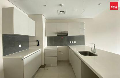 Apartment - 2 - 3 for rent in SOL Avenue - Business Bay - Dubai