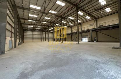 Warehouse - Studio - 5 Bathrooms for rent in Dubai Investment Park 1 (DIP 1) - Dubai Investment Park (DIP) - Dubai