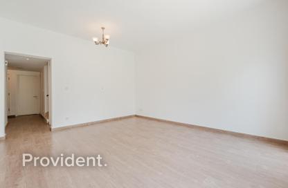 Villa - 3 Bedrooms - 3 Bathrooms for rent in Springs 15 - The Springs - Dubai