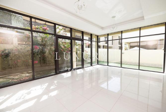 85758038 - Property Image 2