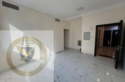 Apartment - 1 Bedroom - 2 Bathrooms for rent in Al Nabaa Building - Al Naba'ah - Al Sharq - Sharjah