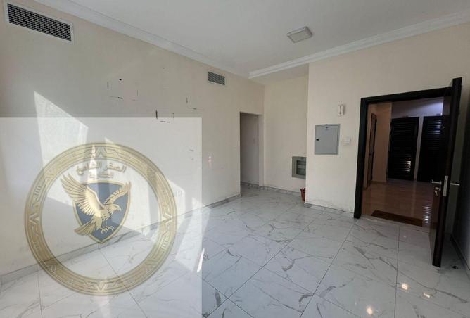 92712305 - Property Image 2