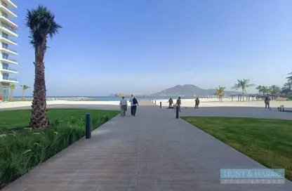 Apartment - 3 Bedrooms - 4 Bathrooms for sale in Khor Fakkan - Sharjah