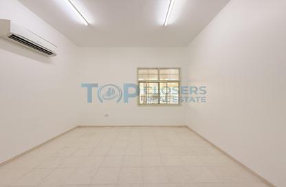 Apartment - 2 Bedrooms - 2 Bathrooms for rent in Bida Bin Ammar - Asharej - Al Ain
