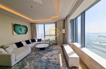 Apartment - 1 Bedroom - 2 Bathrooms for rent in The Palm Tower - Palm Jumeirah - Dubai