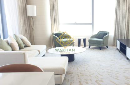 Apartment - 1 Bedroom - 2 Bathrooms for rent in The Palm Tower - Palm Jumeirah - Dubai