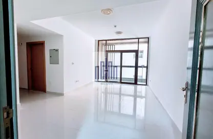 Apartment - 1 Bedroom - 2 Bathrooms for rent in Muwaileh - Sharjah