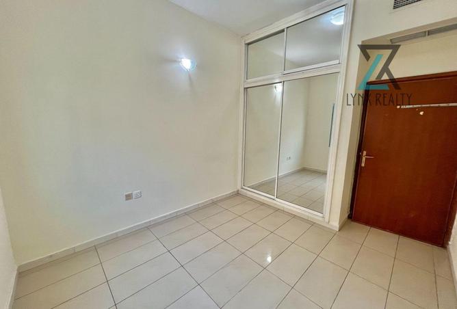 67428308 - Property Image 3