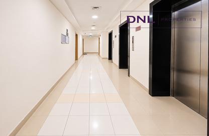 Apartment - Studio - 1 for rent in Park Central - Business Bay - Dubai