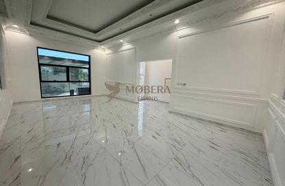 Villa - 5 Bedrooms - 6 Bathrooms for rent in Nad Al Sheba 1 - Nad Al Sheba - Dubai