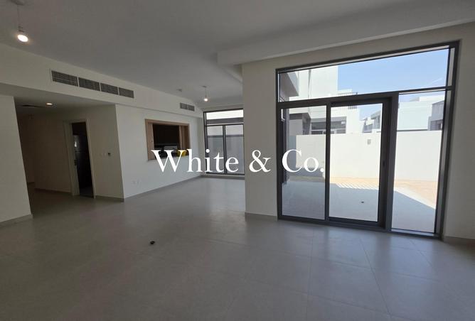 67429421 - صورة العقار 3