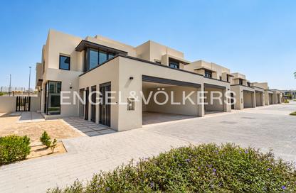 Townhouse - 4 - 5 for sale in Jebel Ali Village Townhouses - Jebel Ali Village - Jebel Ali - Dubai