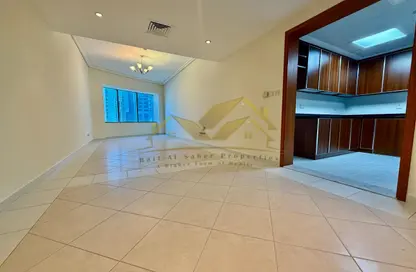 Apartment - 2 Bedrooms - 2 Bathrooms for rent in 21st Century Tower - Sheikh Zayed Road - Dubai