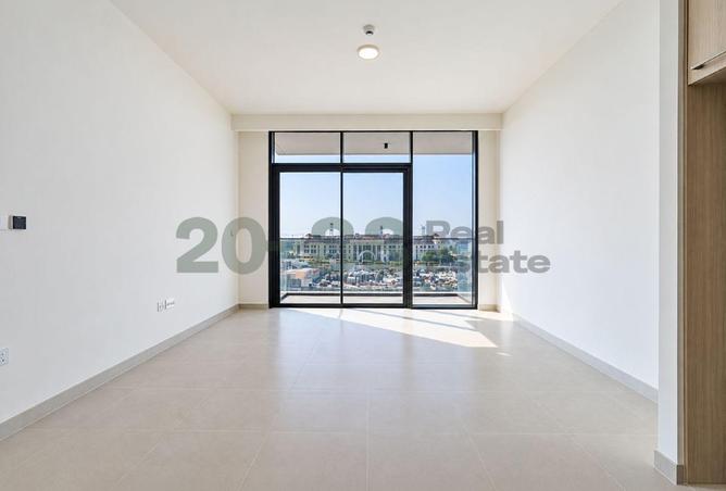 Spacious Layout l Green Community l Prime Area photo 2