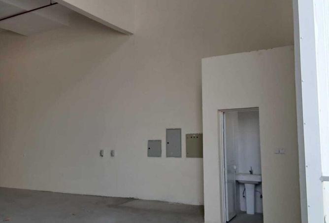 74237057 - Property Image 2