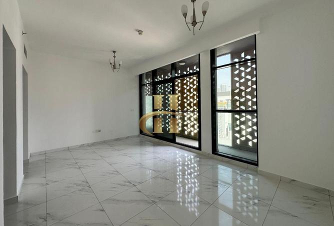 70285581 - صورة العقار 2